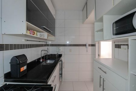 Apartamento à venda com 80m², 2 quartos e 1 vagaCozinha