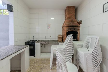 Apartamento à venda com 80m², 2 quartos e 1 vagaÁrea comum - Churrasqueira