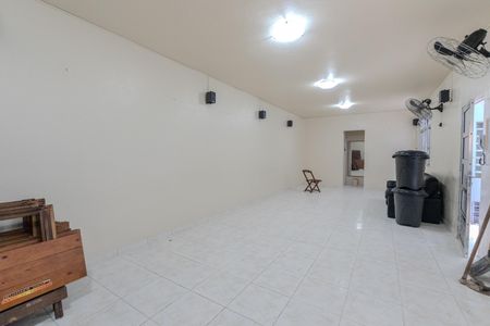 Apartamento à venda com 80m², 2 quartos e 1 vagaÁrea comum - Salão de festas