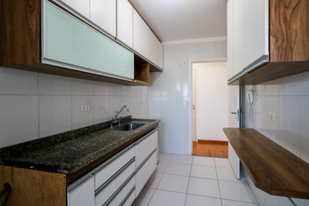 Apartamento para alugar com 66m², 2 quartos e 2 vagas Apartamento para alugar com 66m², 2 quartos e 2 vagasCozinha
