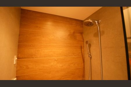 Apartamento à venda com 63m², 2 quartos e 1 vaga Apartamento à venda com 63m², 2 quartos e 1 vagaBanheiro da Suíte