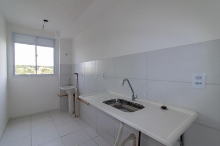 Apartamento para alugar com 47m², 2 quartos e 1 vaga Apartamento para alugar com 47m², 2 quartos e 1 vagaCozinha e Área de Serviço