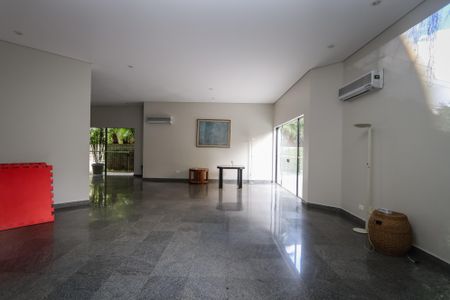 Apartamento à venda com 400m², 4 quartos e 4 vagasÁrea comum - Salão de festas