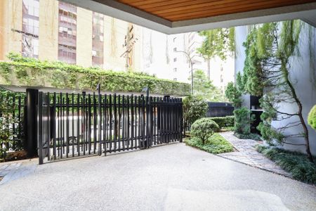 Apartamento à venda com 400m², 4 quartos e 4 vagasEntrada