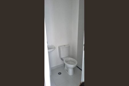 Banheiro de apartamento para alugar com 2 quartos, 9m² em Colônia (Zona Leste), São Paulo