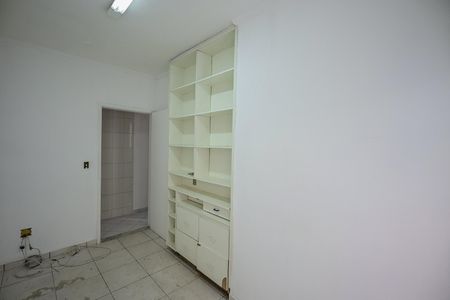 Casa para alugar com 200m², 3 quartos e 3 vagasEscritório