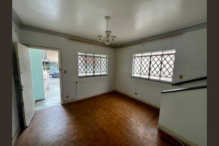 Casa à venda com 380m², 5 quartos e 4 vagasSala