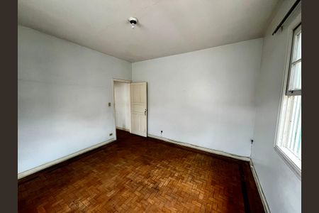 Casa à venda com 380m², 5 quartos e 4 vagasQuarto 1