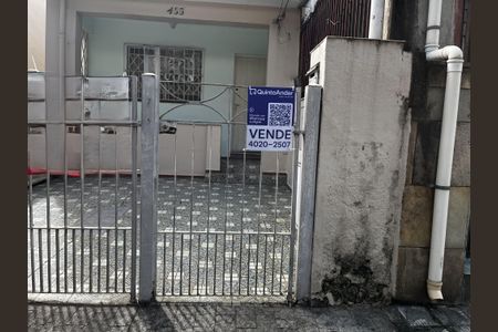 Casa à venda com 380m², 5 quartos e 4 vagasFachada e Placa