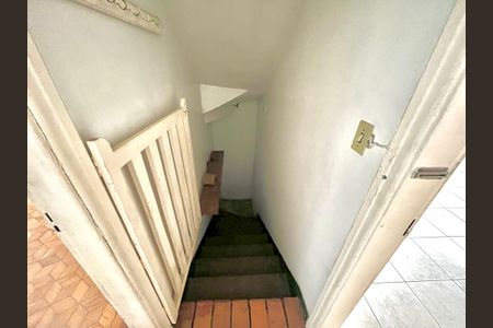 Casa à venda com 380m², 5 quartos e 4 vagasDespensa