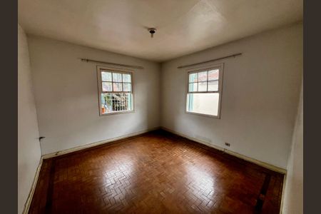Casa à venda com 380m², 5 quartos e 4 vagasQuarto 1