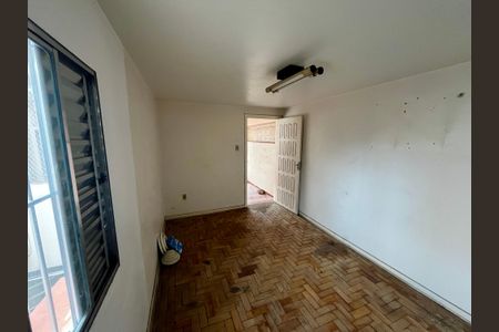 Casa à venda com 380m², 5 quartos e 4 vagasQuarto de Serviço