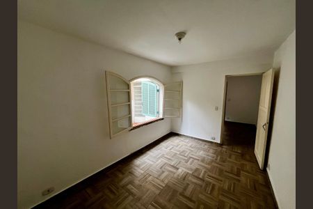 Casa à venda com 380m², 5 quartos e 4 vagasEdícula - Quarto