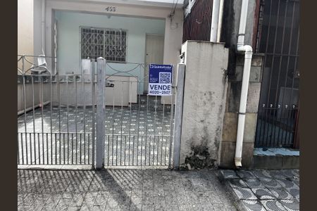 Casa à venda com 380m², 5 quartos e 4 vagasFachada e Placa
