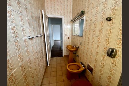 Casa à venda com 380m², 5 quartos e 4 vagasBanheiro