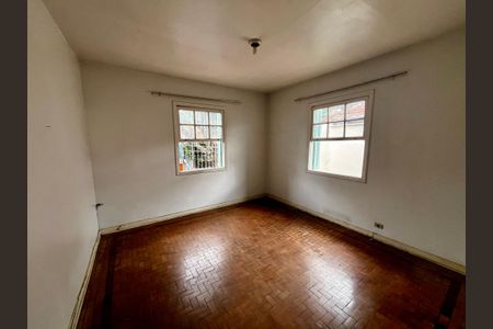 Casa à venda com 380m², 5 quartos e 4 vagasQuarto 1