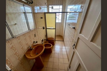 Casa à venda com 380m², 5 quartos e 4 vagasBanheiro