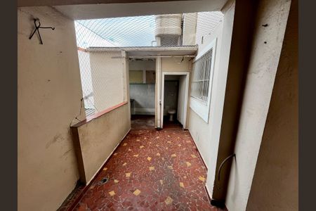 Casa à venda com 380m², 5 quartos e 4 vagasÁrea de Serviço