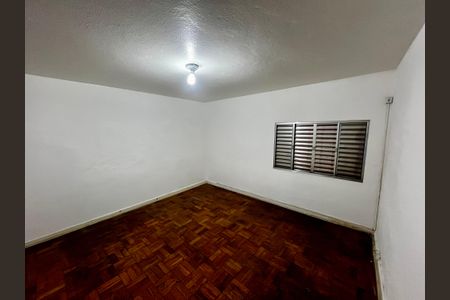 Casa à venda com 380m², 5 quartos e 4 vagasEdícula - Quarto