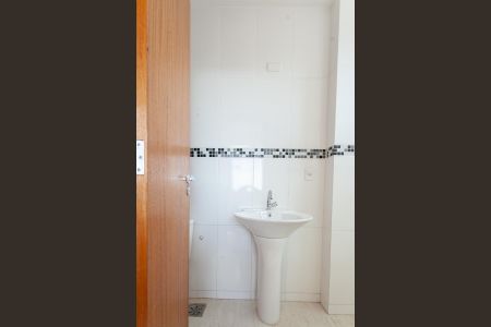 Apartamento para alugar com 55m², 2 quartos e 1 vaga Apartamento para alugar com 55m², 2 quartos e 1 vagaBanheiro da Suíte