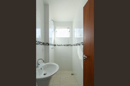 Apartamento para alugar com 55m², 2 quartos e 1 vaga Apartamento para alugar com 55m², 2 quartos e 1 vagaBanheiro da Suíte