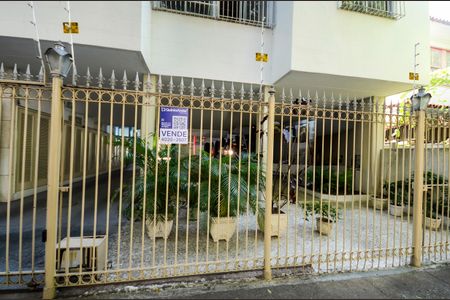 Apartamento à venda com 70m², 2 quartos e 1 vagaFachada