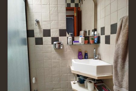 Casa à venda com 135m², 3 quartos e 3 vagas Casa à venda com 135m², 3 quartos e 3 vagasBanheiro da Suíte