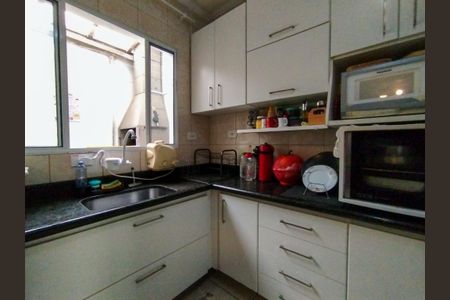 Casa à venda com 135m², 3 quartos e 3 vagas Casa à venda com 135m², 3 quartos e 3 vagasCozinha