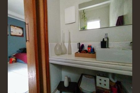 Casa à venda com 135m², 3 quartos e 3 vagas Casa à venda com 135m², 3 quartos e 3 vagasLavabo