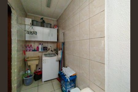 Casa à venda com 135m², 3 quartos e 3 vagas Casa à venda com 135m², 3 quartos e 3 vagasÁrea de serviço - churrasqueira