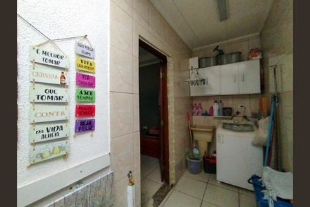 Casa à venda com 135m², 3 quartos e 3 vagas Casa à venda com 135m², 3 quartos e 3 vagasÁrea de serviço - churrasqueira