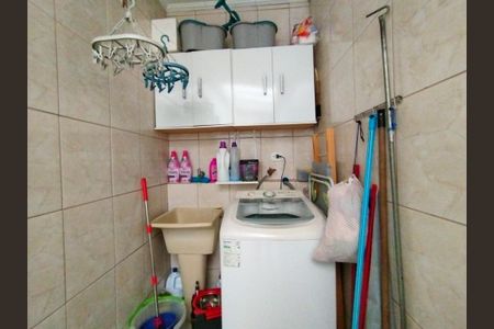 Casa à venda com 135m², 3 quartos e 3 vagas Casa à venda com 135m², 3 quartos e 3 vagasÁrea de serviço - churrasqueira