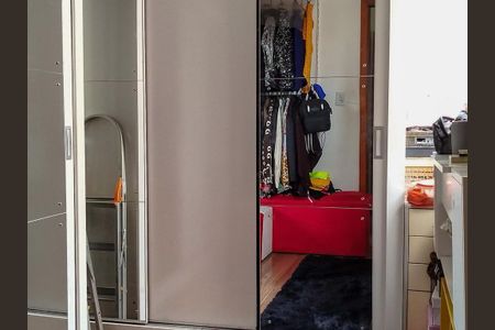 Casa à venda com 135m², 3 quartos e 3 vagas Casa à venda com 135m², 3 quartos e 3 vagasQuarto 2