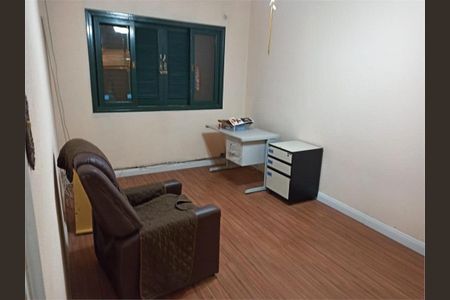 Casa à venda com 121m², 3 quartos e 2 vagas