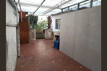 Casa à venda com 121m², 3 quartos e 2 vagas