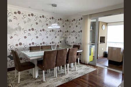 Apartamento à venda com 223m², 4 quartos e 4 vagas