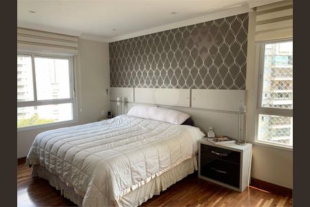 Apartamento à venda com 223m², 4 quartos e 4 vagas