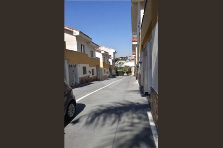 Casa à venda com 74m², 2 quartos e 2 vagas