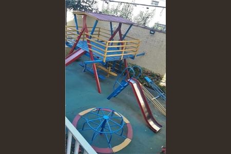 Casa à venda com 74m², 2 quartos e 2 vagas