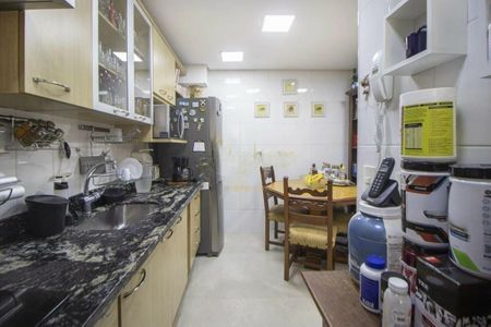 Casa de condomínio à venda com 106m², 3 quartos e 2 vagas