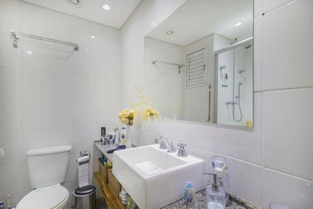 Casa de condomínio à venda com 106m², 3 quartos e 2 vagas