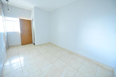 Apartamento para alugar com 130m², 2 quartos e sem vagaSala