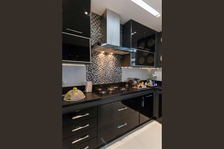 Apartamento à venda com 126m², 3 quartos e 3 vagas Apartamento à venda com 126m², 3 quartos e 3 vagasCozinha