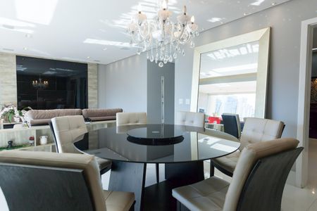 Apartamento à venda com 126m², 3 quartos e 3 vagas Apartamento à venda com 126m², 3 quartos e 3 vagasSala de Jantar