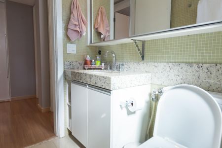 Apartamento à venda com 126m², 3 quartos e 3 vagas Apartamento à venda com 126m², 3 quartos e 3 vagasBanheiro Social