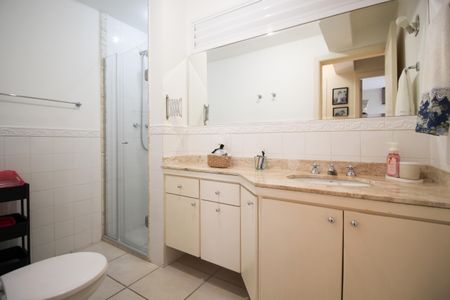 Apartamento à venda com 105m², 3 quartos e 1 vagaBanheiro