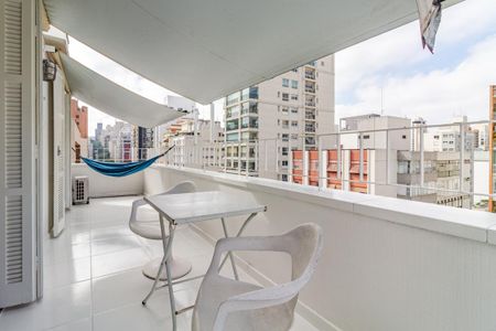 Apartamento à venda com 110m², 2 quartos e 1 vagaVaranda