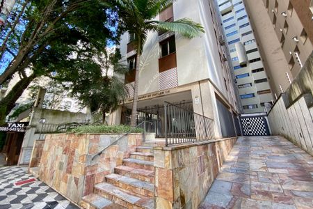 Apartamento à venda com 110m², 2 quartos e 1 vaga Apartamento à venda com 110m², 2 quartos e 1 vagaFachada