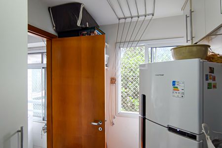 Apartamento para alugar com 126m², 4 quartos e 2 vagas Apartamento para alugar com 126m², 4 quartos e 2 vagasQuarto de Serviço