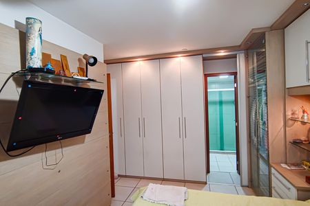 Apartamento para alugar com 126m², 4 quartos e 2 vagas Apartamento para alugar com 126m², 4 quartos e 2 vagasSuíte 2